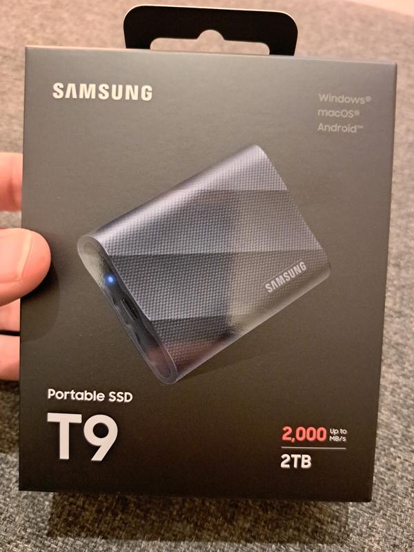 Зовнішній SSD накопичувач Samsung T9 2ТБ USB 3.2 Gen 2x2 (MU