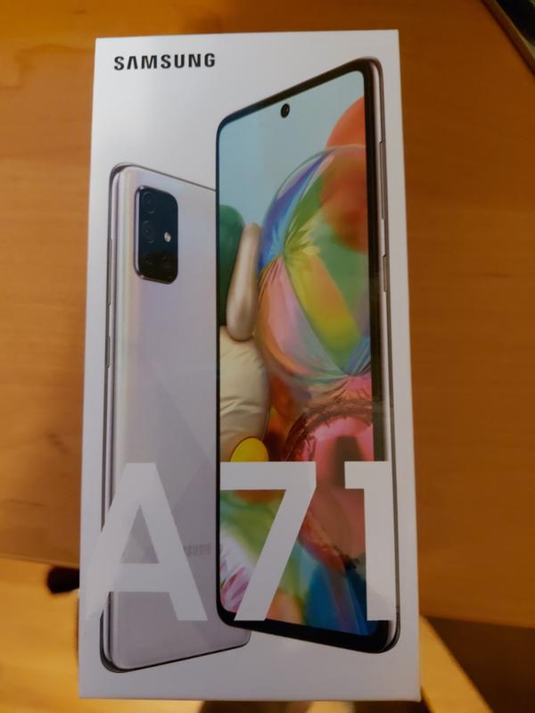 Smartfon Samsung Galaxy A71 128gb Goluboj Harakteristiki Ceny I Akcii Samsung Rossiya