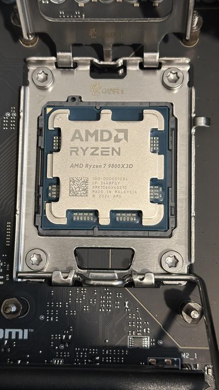 AMD Ryzen 7 9800X3D 8 Core AM5 Zen 5, CPU/Processor LN152885 - 100