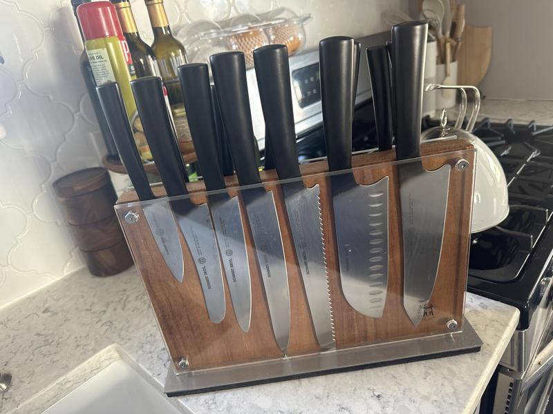 Review Thumbnail Image 0 378749768