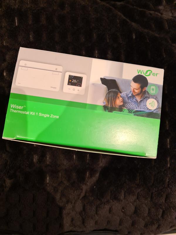 Schneider Electric Wiser - Kit Thermostat Connecté Chaudière On/Off Ou OpenTherm CCTFR6901