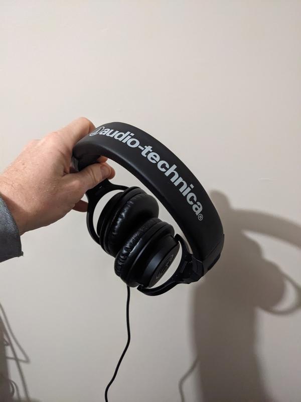 Audio-Technica ATH-M40X Professional Studio Headphones, Black