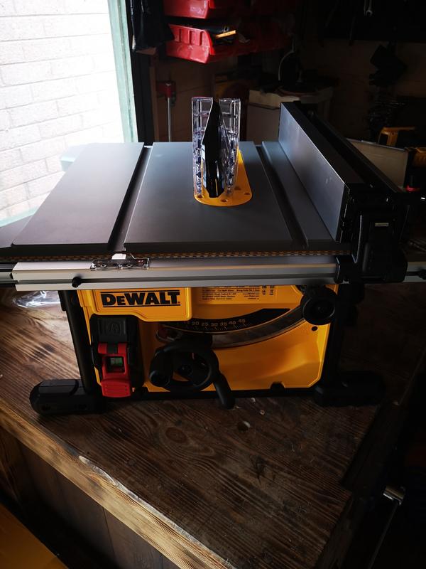 Dewalt table saw 240v outlet screwfix