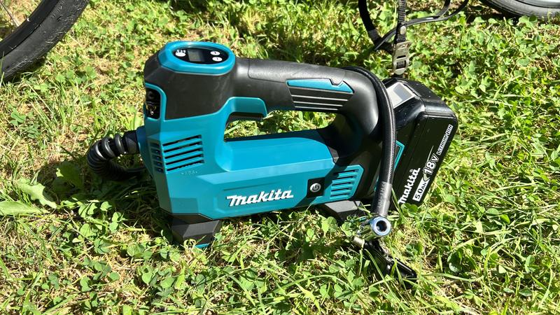 Makita 18v inflator discount review