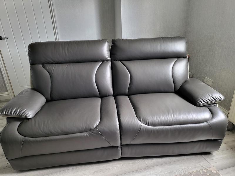 La Z Boy Raleigh 2 Seater Power Recliner Sofa with Head Tilt