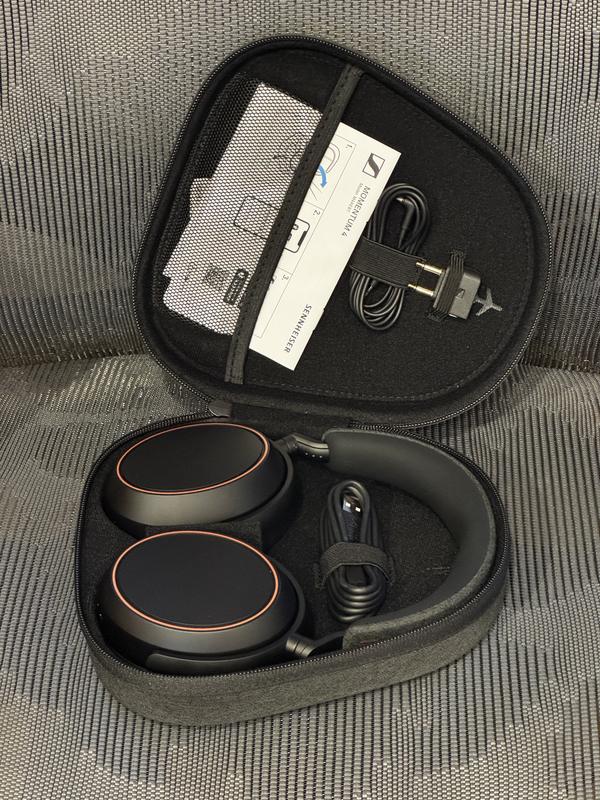 Cuffie wireless Sennheiser Momentum 4 nere 6Hz-22kHz 106dB | Leroy