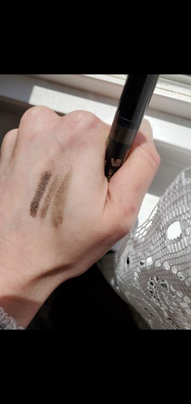 Magnetic Luminous Eye Color • Queen Olive