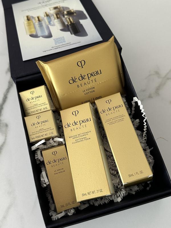Radiant Essentials Collection - Clé de Peau Beauté | Sephora