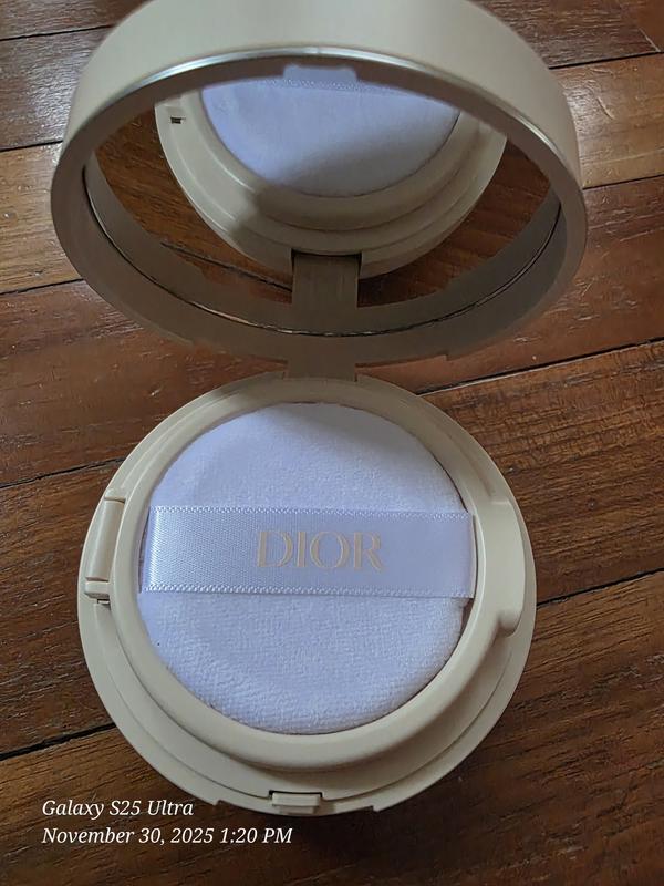 Forever Cushion Powder • 010 Fair