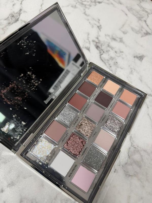 Buy Huda Beauty Icy Nude Eyeshadow Palette | Sephora Singapore