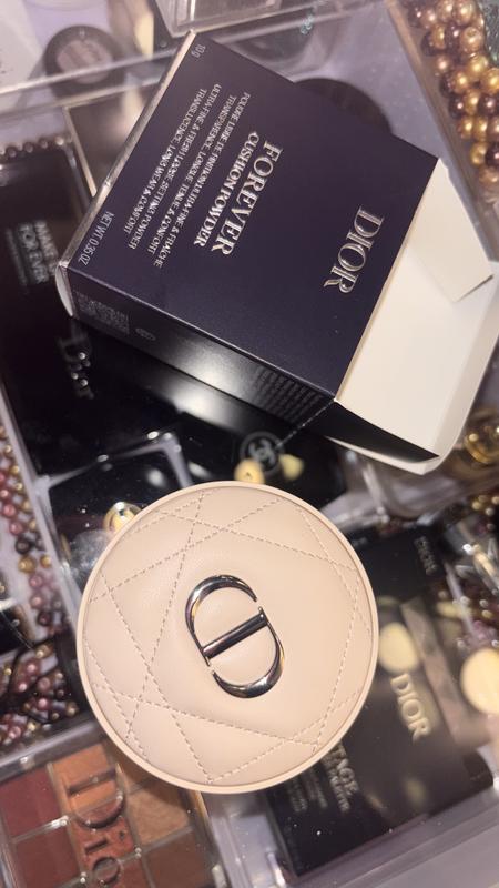 Dior Forever Cushion Powder ラベンダー Dior Forever Cushion Powder: Fine, Fresh & Skin-Caring Loose