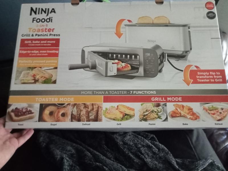Ninja Foodi 3-in-1 Toaster, Grill & Panini Press + Ninja Kettle Bundle in  2023