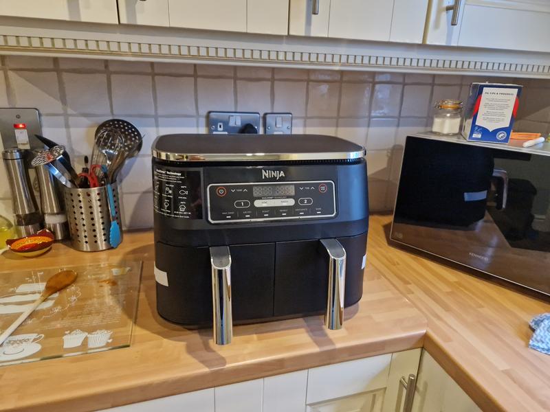 Ninja Foodi Dual Zone AF300UK Air Fryer review