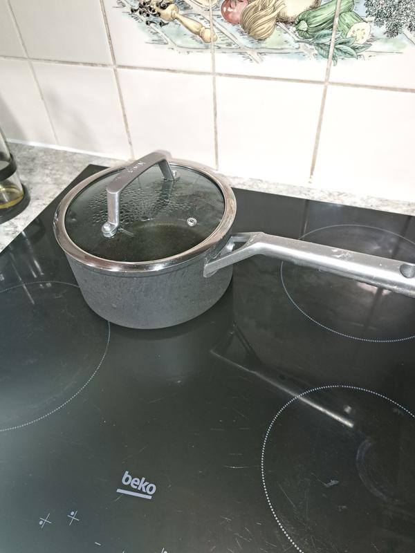 Ninja Foodi ZEROSTICK 18cm Saucepan with Lid C30218UK - Ninja Cookware