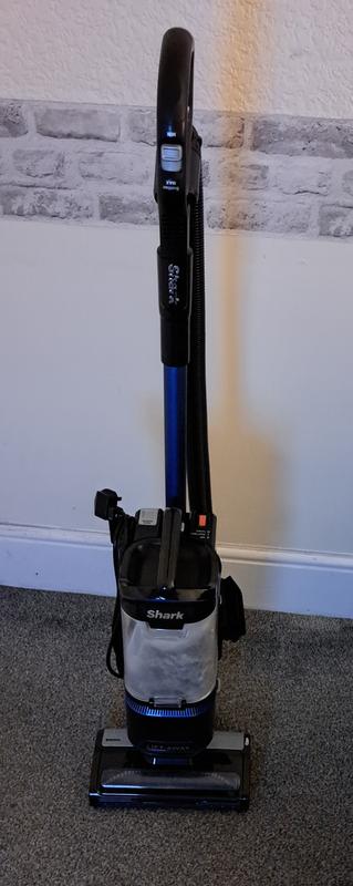 NV602UK, Shark Upright Vacuum Cleaner