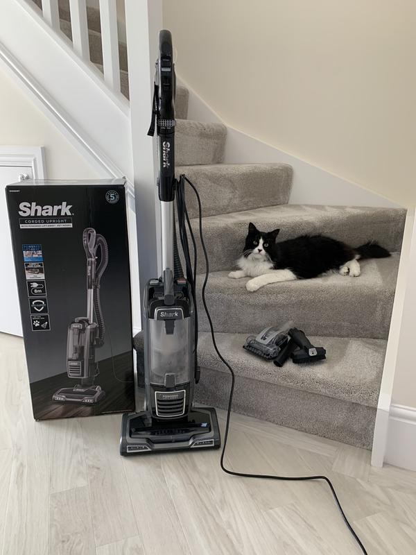 shark powered lift away upright pet vacuum nv620ukt review