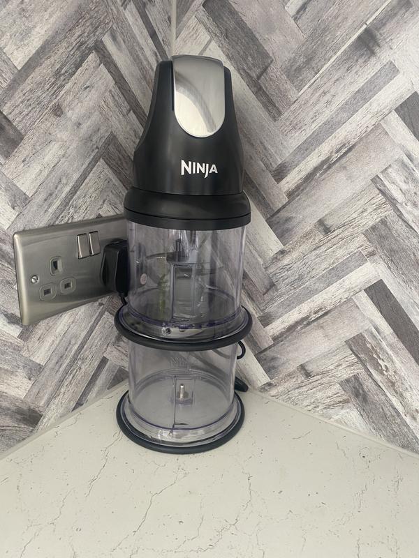 Ninja Professional Stackable Chopper 200W NJ1002UKBK Ninja UK