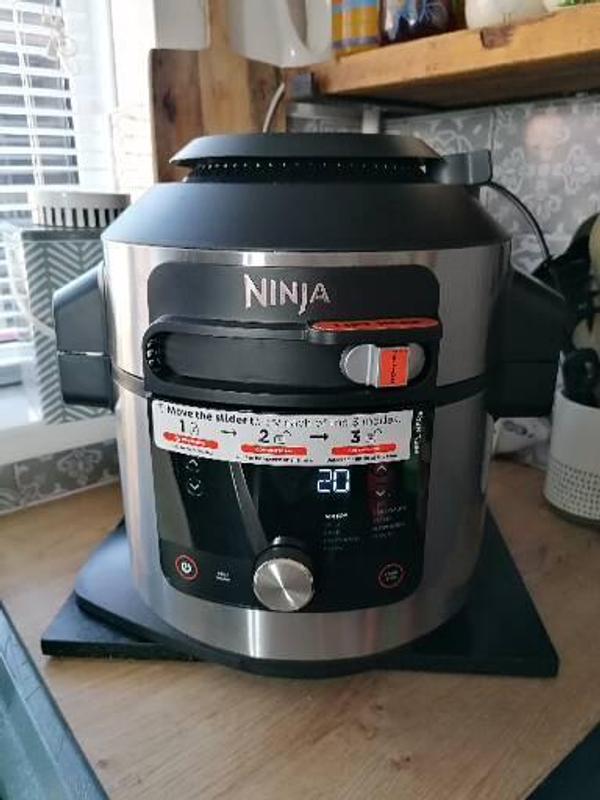 Ninja Foodi Smartlid 14-in-1 7.5L Multi Cooker Black/Silver OL650