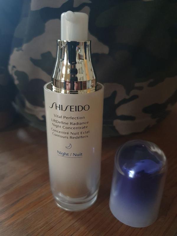 Shiseido Vital Perfection Night Concentrate 40ml | LOOKFANTASTIC