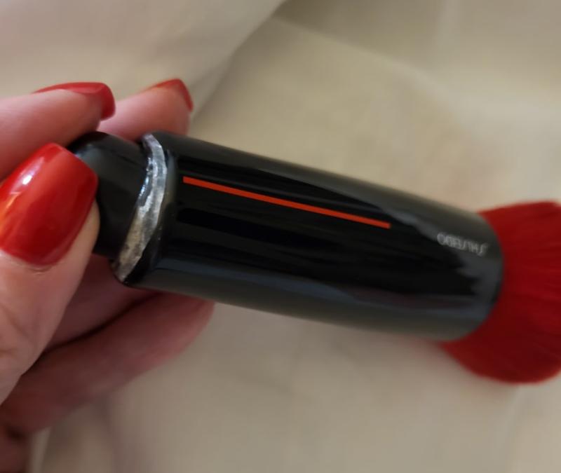 Daiya Fude Face Duo for Flawless Finish | SHISEIDO