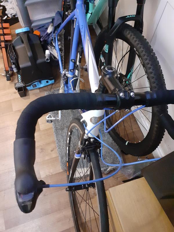 specialized body geometry bar phat with tape