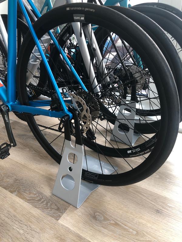 pro display bike stand