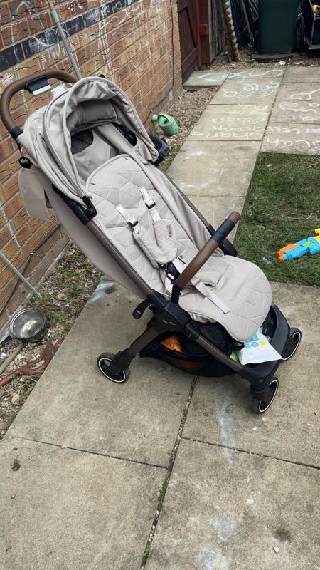 Clic Almond Compact Stroller | Silver Cross UK