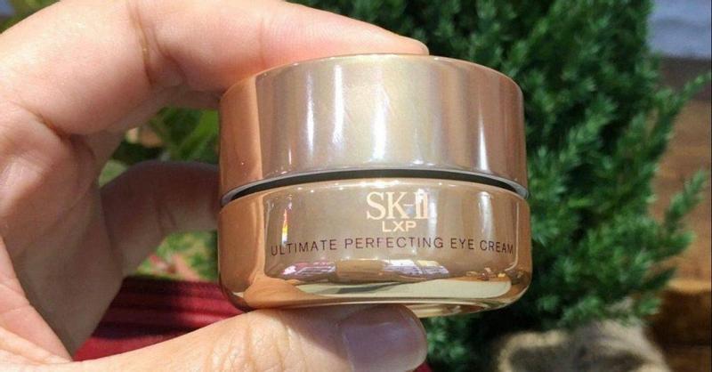 SK-II LXP Ultimate Revival Eye Cream (15 g.) | Dermstore