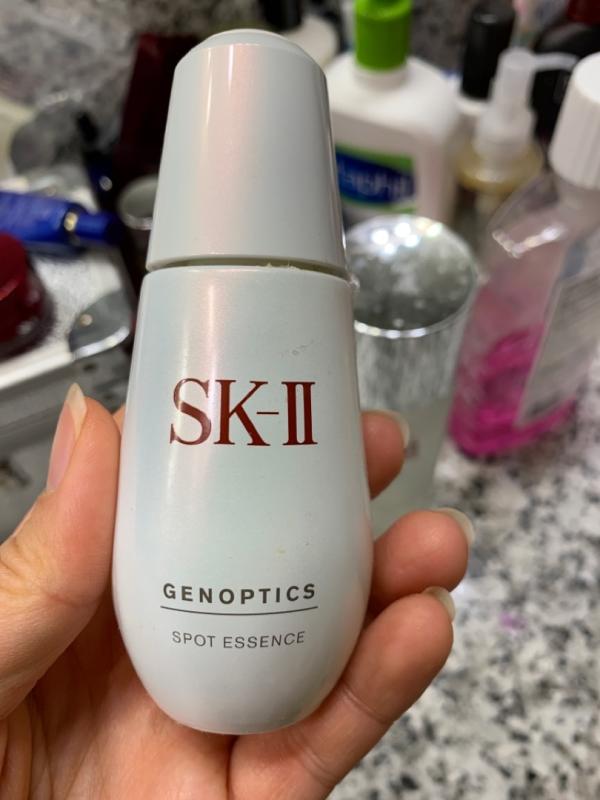 SK-II GenOptics Spot Essence Serum 50ml | Dermstore