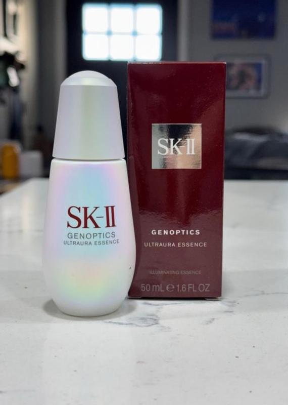 SK-II GenOptics Spot Essence Serum 50ml | Dermstore