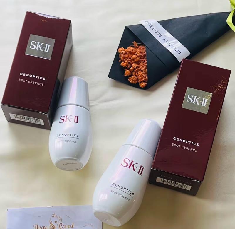 SK-II GenOptics Spot Essence Serum 50ml | Dermstore
