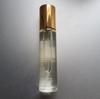 Modonna Lily 15ml, bottle close up