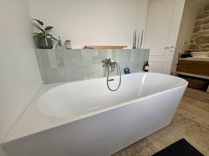 Bañera Semi-exenta SPALINA NAOS Noire, 170x80 Cm, Acrílico Negro Mate Con Patas Ajustables