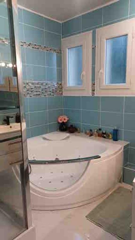 Ouvrir la fenêtre modale de l'avis 3 sur 3