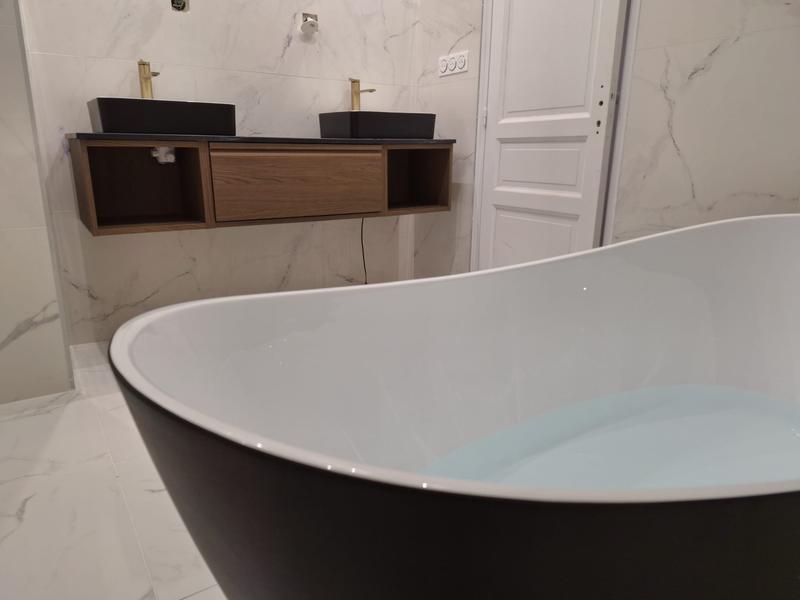 Ouvrir la fenêtre modale de l'avis 1 sur 4