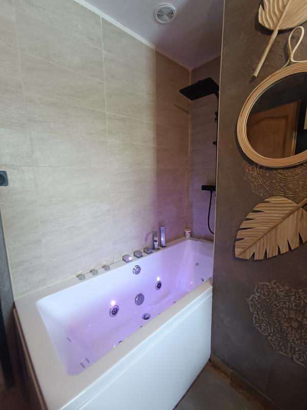 Ouvrir la fenêtre modale de l'avis 1 sur 4