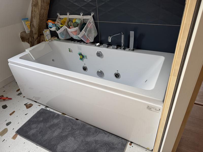 Ouvrir la fenêtre modale de l'avis 1 sur 2