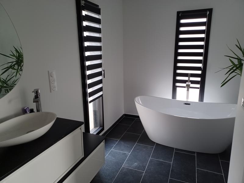 Ouvrir la fenêtre modale de l'avis 1 sur 3