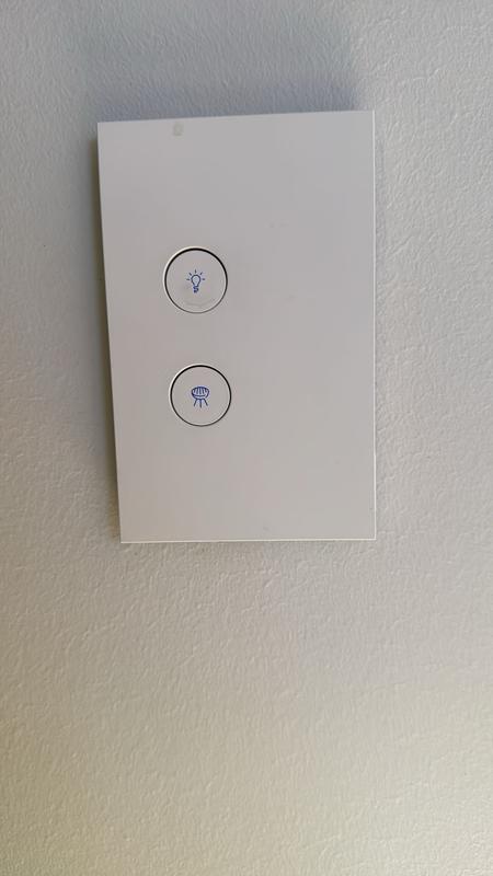 CLIPSAL SATURN Z4066PBL-ZW | 6 Gang Pushbutton LED Switch (Zen White)
