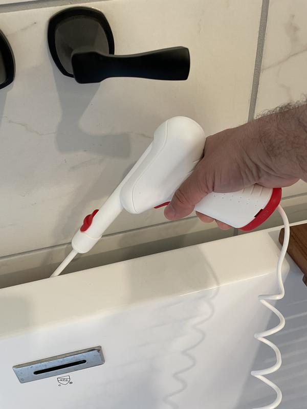 Gets in tight spaces!