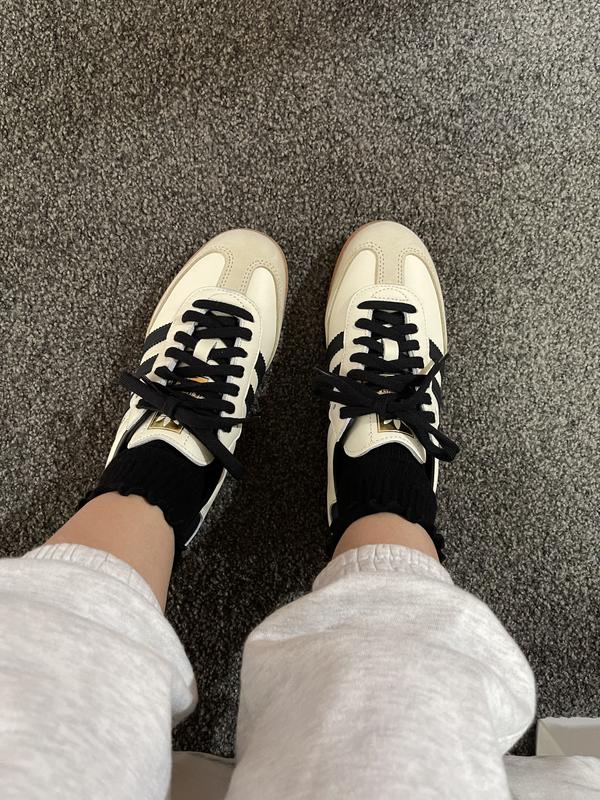 adidas gazelle silver green womens Kb adidas Originals Cream White/Core Black/Sand Strata Samba Og J Sneakers
