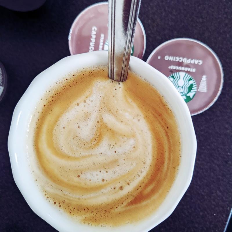 NESCAFE Dolce Gusto GENIO S BASIC +3 Starbucks Cappuccino