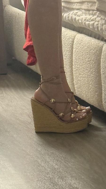 Review Thumbnail Image 0 377259037