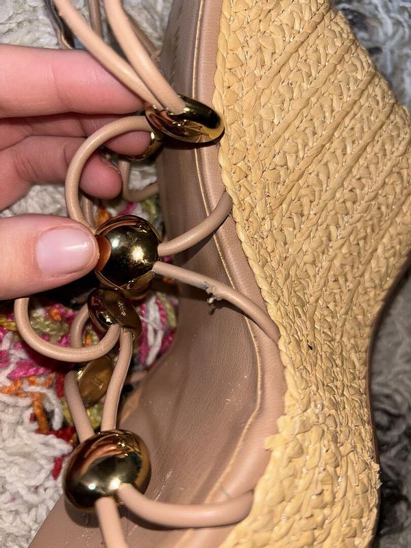 Review Thumbnail Image 0 375831267