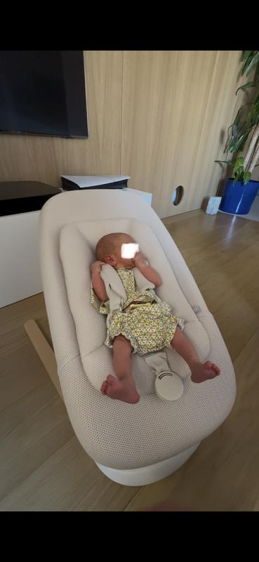 2つのユニークな動きを再現するストッケ ベビーバウンサー | Stokke