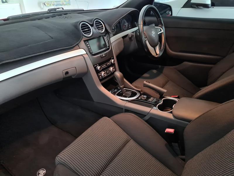 Ve commodore dash deals mat