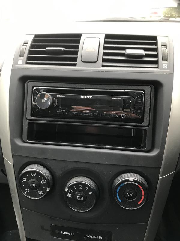 Sony MEX-N5300BT 1-DIN CD Car Stereo, SiriusXM Ready, Bluetooth, AM/FM Radio