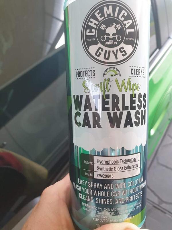 Chemical Guys Waterless Wash & Wax Bundle - Swift Wipe Waterless