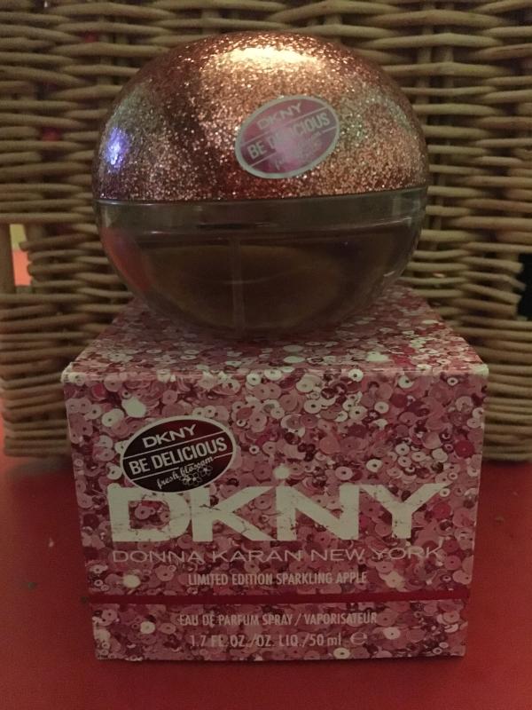 dkny perfume apple pink