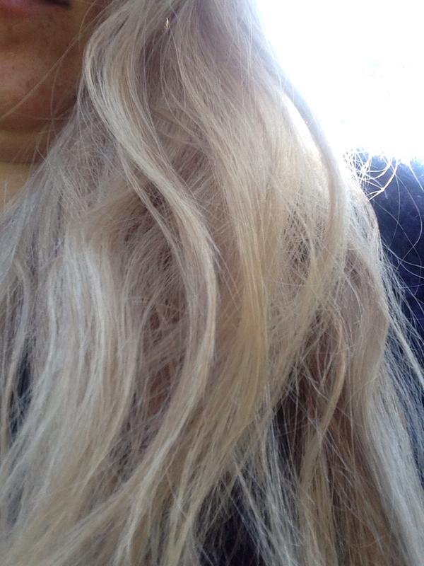 Colour Freedom White Blonde 027 Hair Superdrug